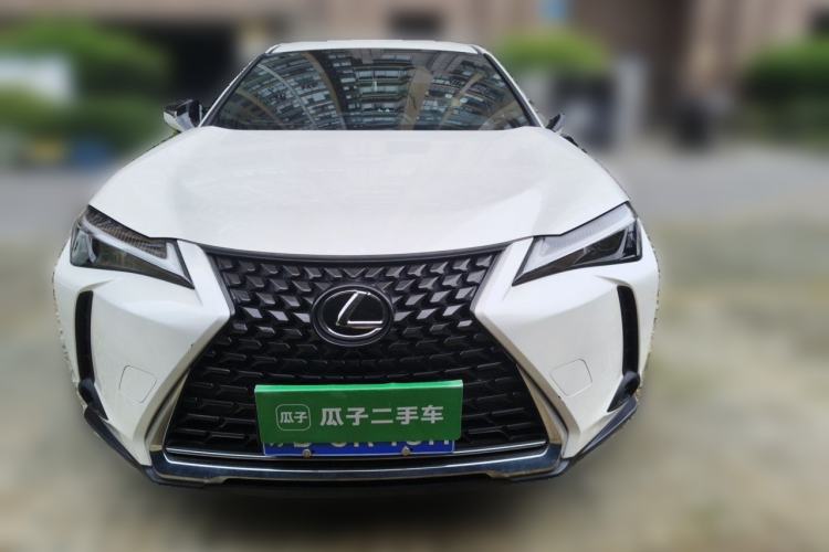 Lexus ux 2022 — фото 2