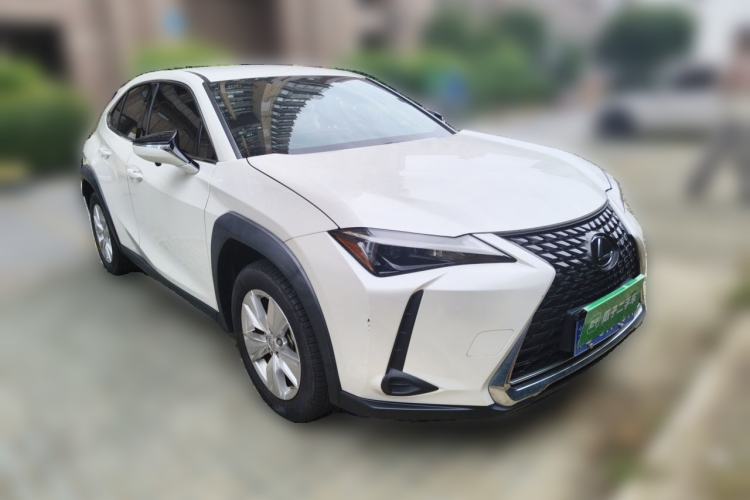 Lexus ux 2022 — фото 3