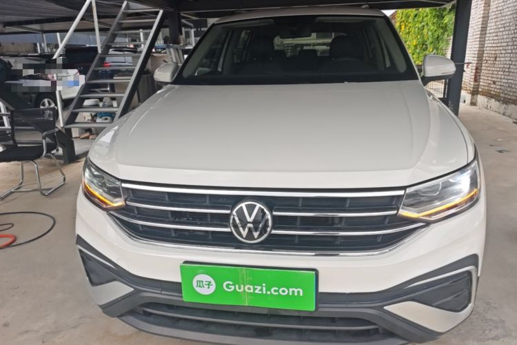Volkswagen tiguan l 2022 — фото 2