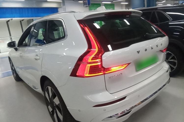 Volvo XC60 2024 — 4
