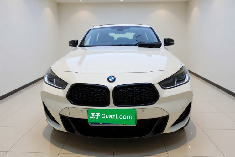 BMW X2 2023 — 2