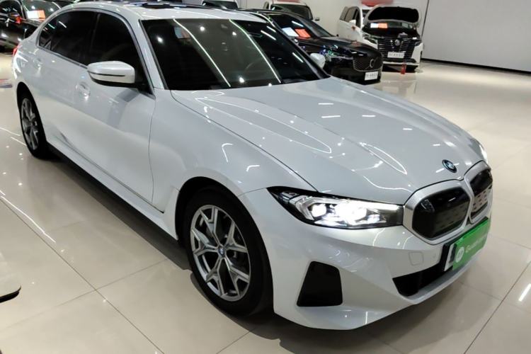 BMW i3 2022 — 3