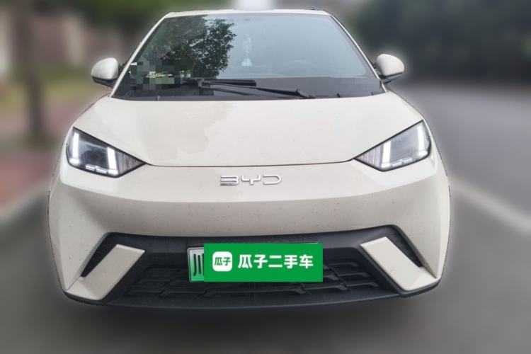 BYD Dolphin Mini 2025 — 2
