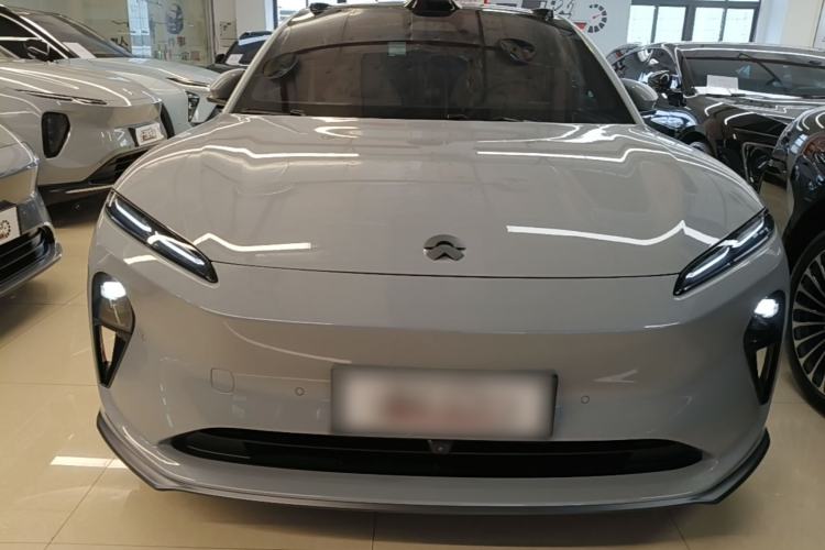 NIO ET5 2022 — 2