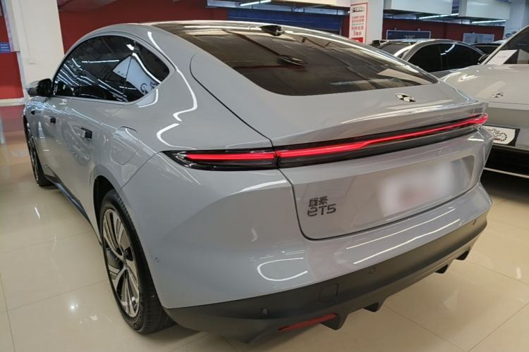 NIO ET5 2022 — 4