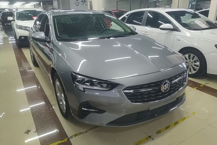 Buick Regal 2023 — 3