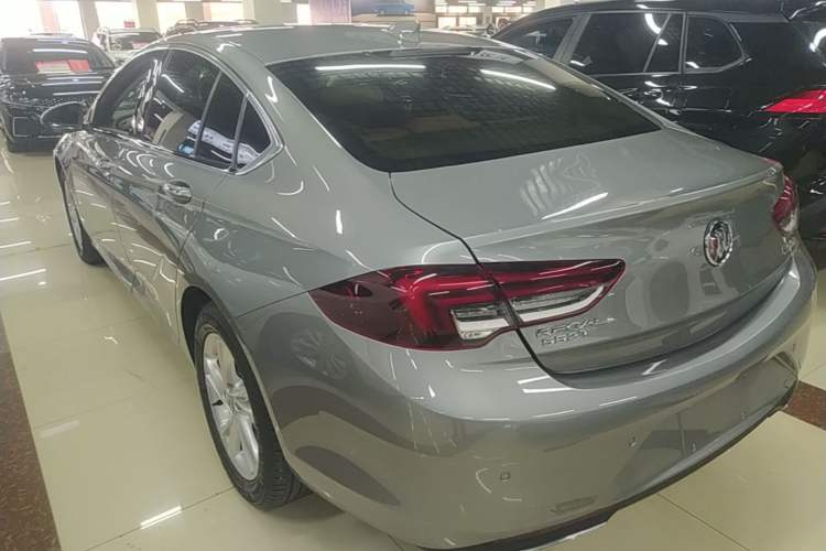 Buick Regal 2023 — 4
