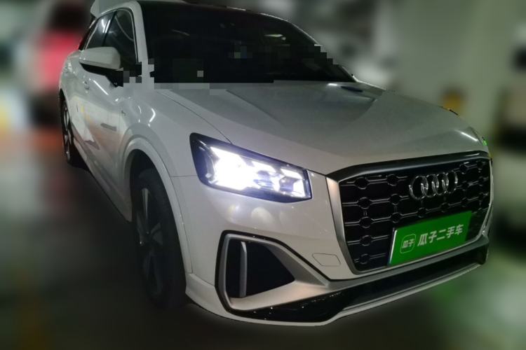 Audi Q2L 2022 — 3