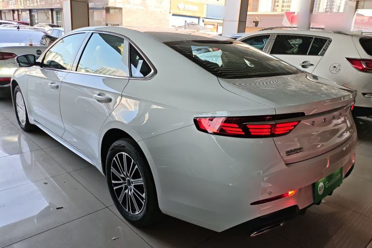 Geely Preface 2026 — 4