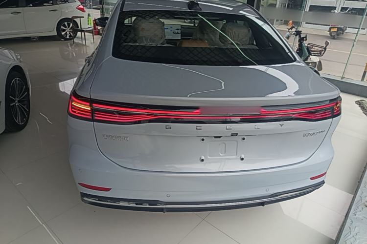 Geely Galaxy A7 2025 — фото 5
