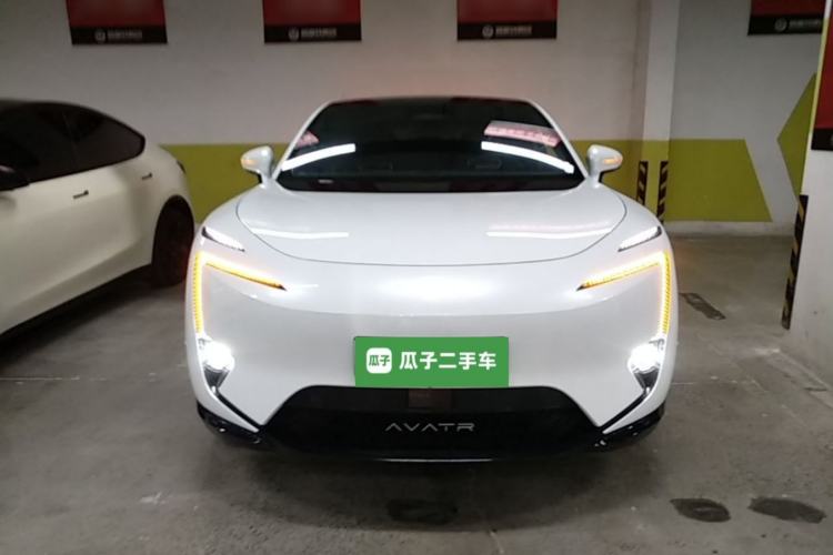 Avatr 11 2025 — 2