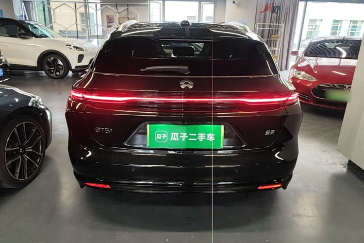 NIO ET5T 2025 — 5