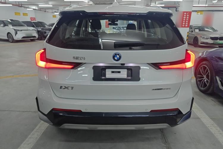 BMW iX1 2023 — 5