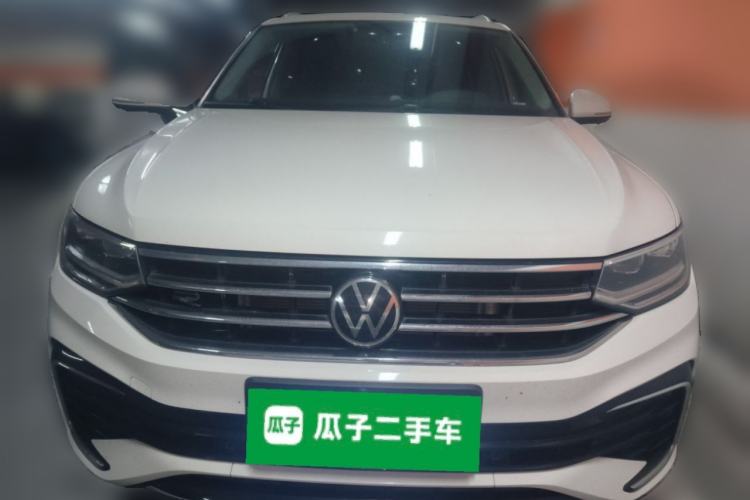 Volkswagen Tiguan L 2022 — фото 2