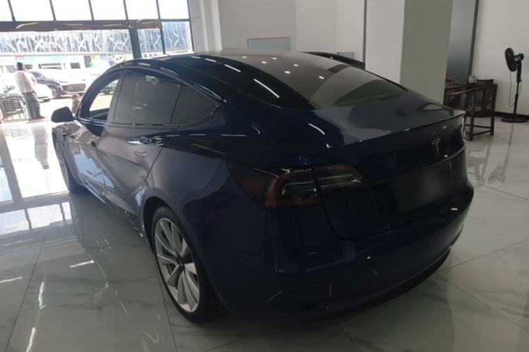 Tesla Model 3 2020 — 4