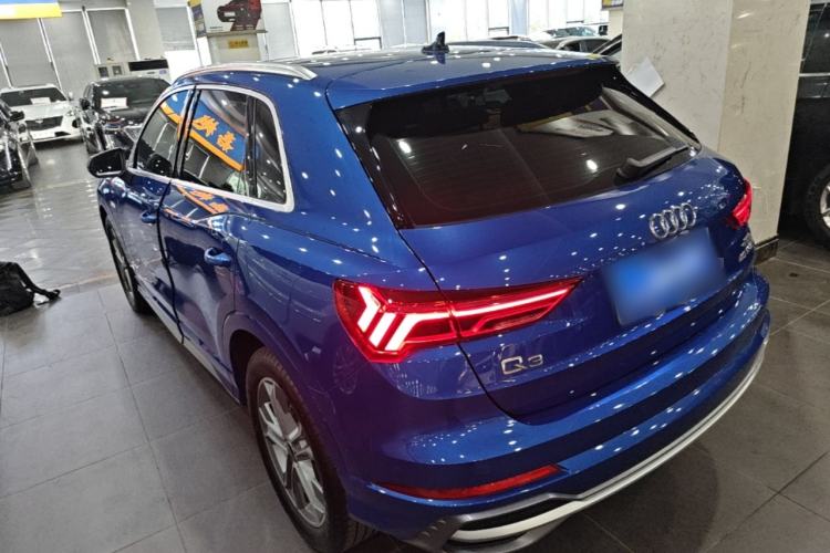 Audi Q3 2022 — 4
