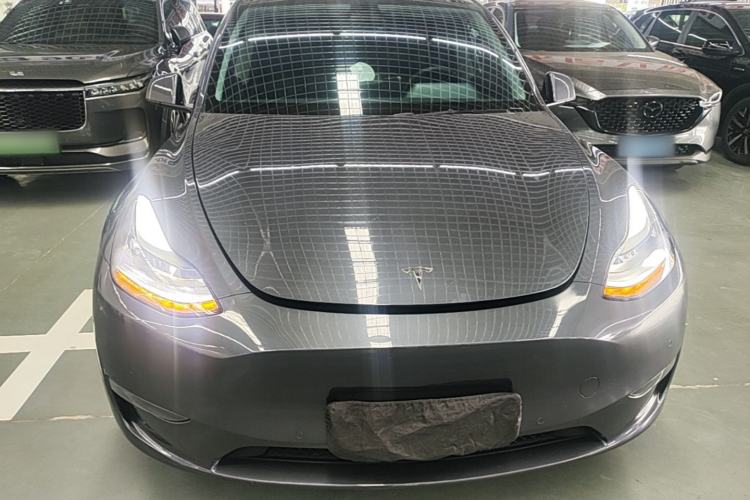 Tesla Model Y 2022 — 2
