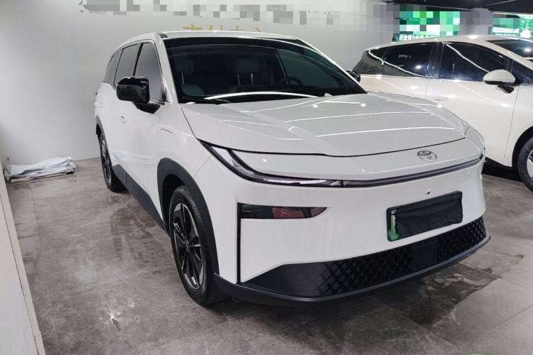 Toyota bZ3X 2025 — 3