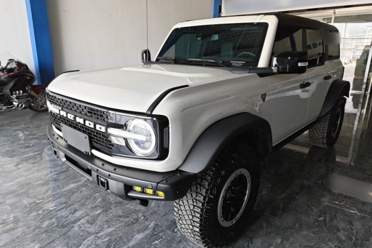 Ford Bronco 2024 — фото 1