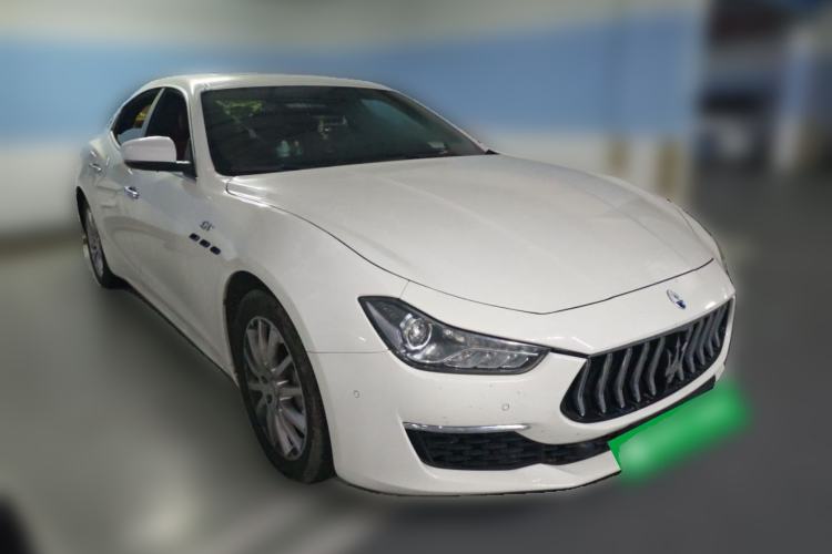 Maserati ghibli 2022 — фото 3
