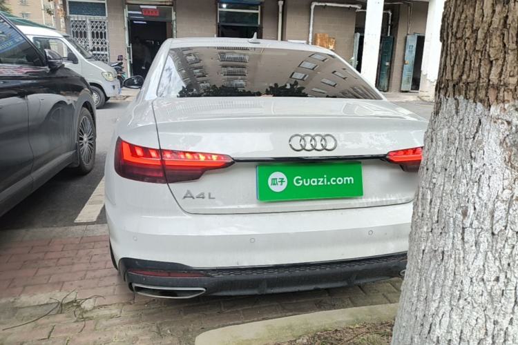 Audi A4L 2024 — 5