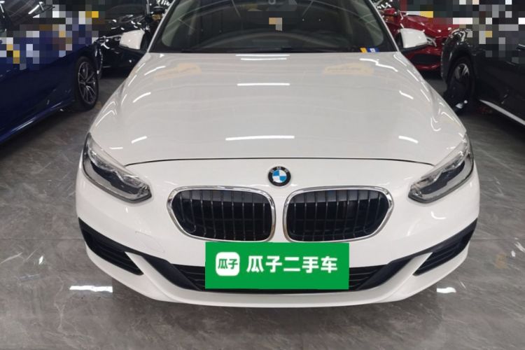 BMW 120i 2020 — фото 2