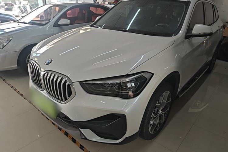 BMW X1 2021 — фото 1