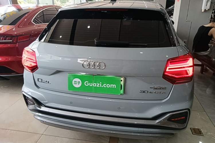 Audi Q2L e-tron 2022 — 5