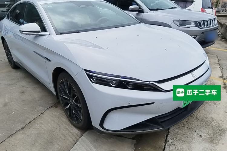 BYD Han 2025 — 3