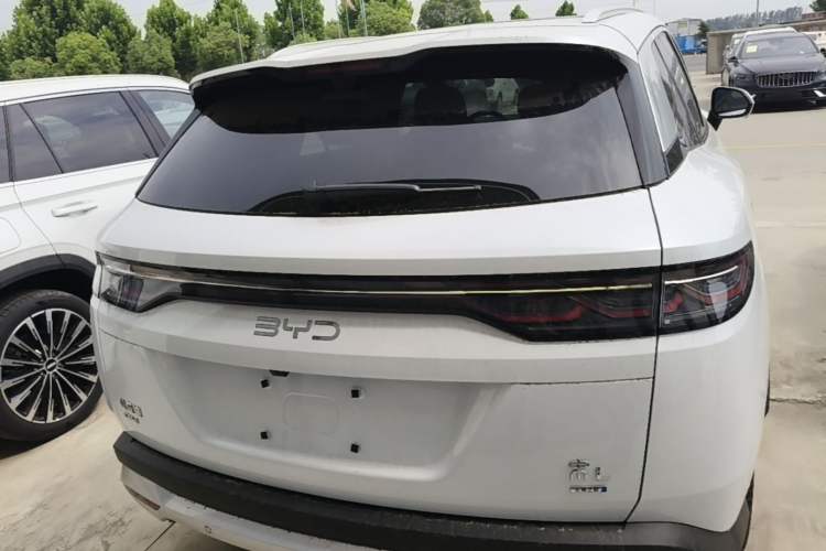 BYD Song L 2026 — 5