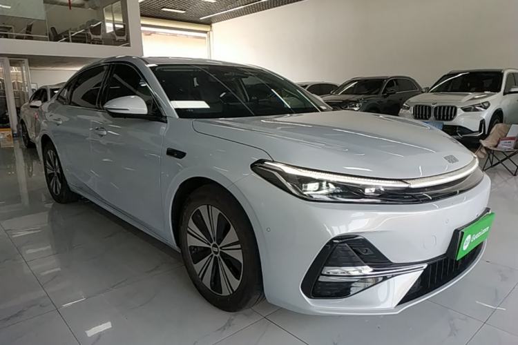 Geely Galaxy A7 2025 — фото 3