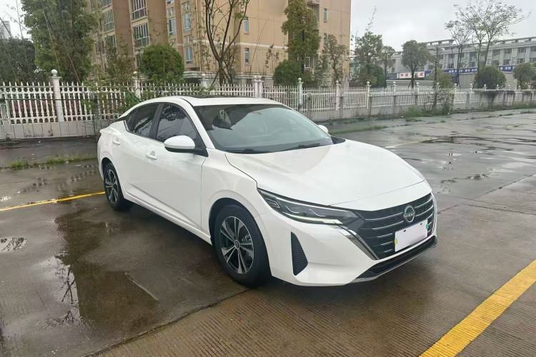 Nissan Sentra 2023 — 3