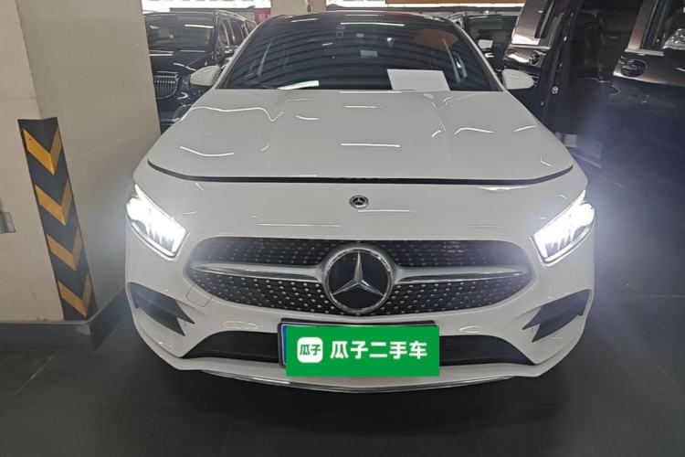 Mercedes-Benz A 200 L 2021 — 2