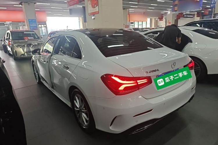 Mercedes-Benz A 200 L 2021 — 4
