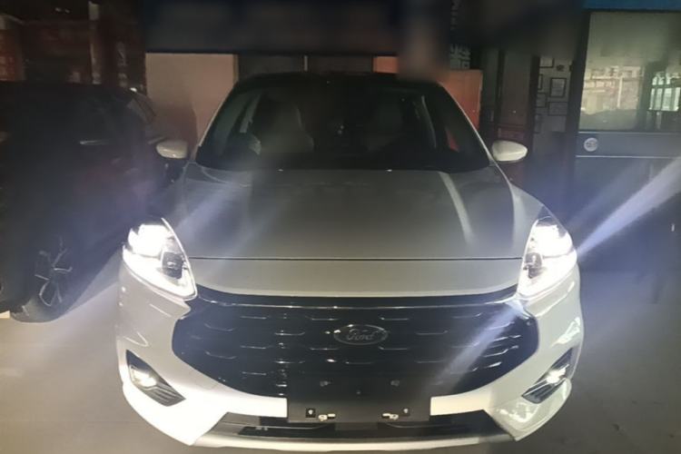 Ford Escape 2020 — 2