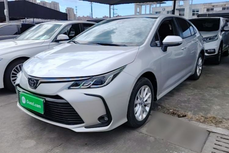 Toyota Corolla 2021 — фото 1