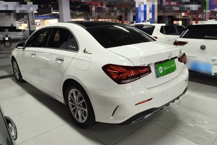 Mercedes-Benz A 200 L 2022 — 4
