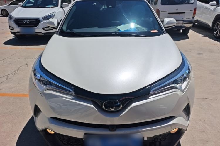 Toyota C-HR 2020 — 2
