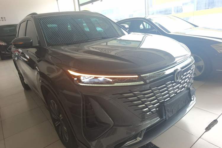 ChangAn CS75 PLUS 2023 — фото 3