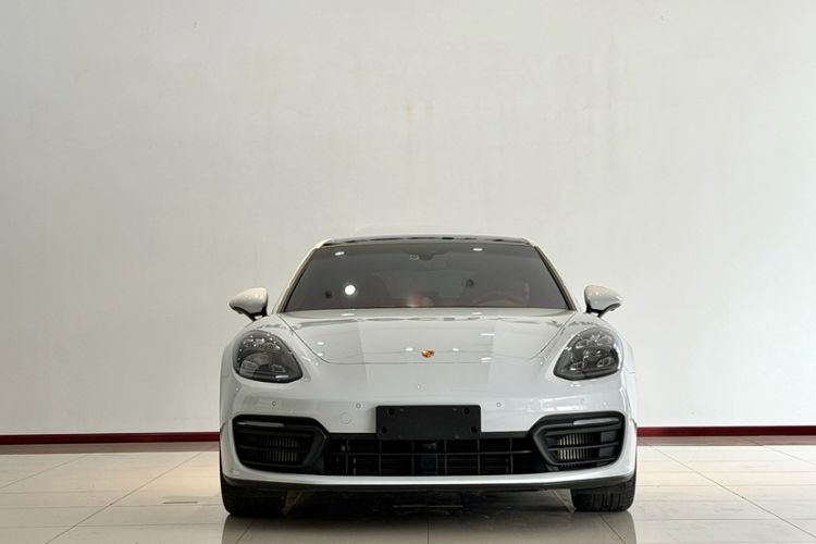 Porsche panamera 2023 — 2