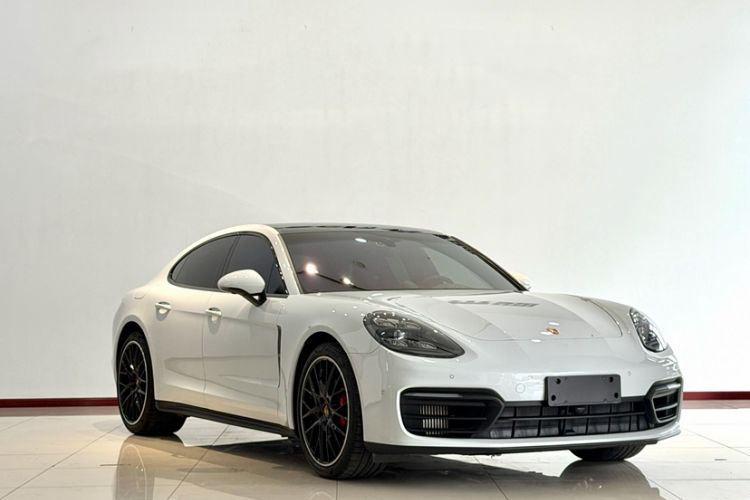 Porsche panamera 2023 — 3