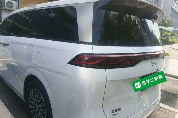 BYD Xia 2025 — 4