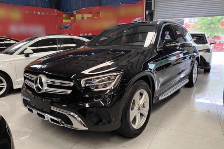 Mercedes-Benz GLC 260 L 2020 — фото 1