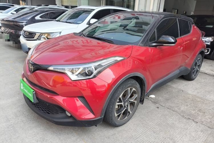 Toyota C-HR 2020 — фото 1