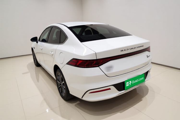 BYD Qin Plus 2023 — фото 4