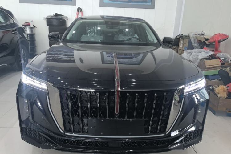 Hongqi H9 2024 — 2