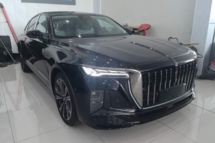 Hongqi H9 2024 — 3