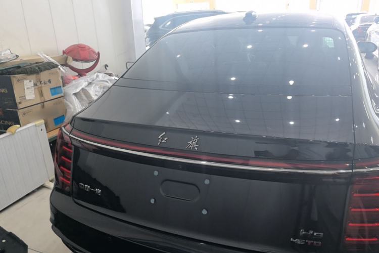 Hongqi H9 2024 — 5