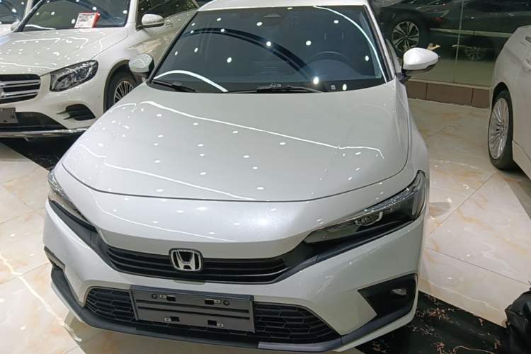 Honda Civic 2023 — 2
