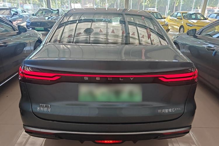 Geely Stellar 6 2026 — 5